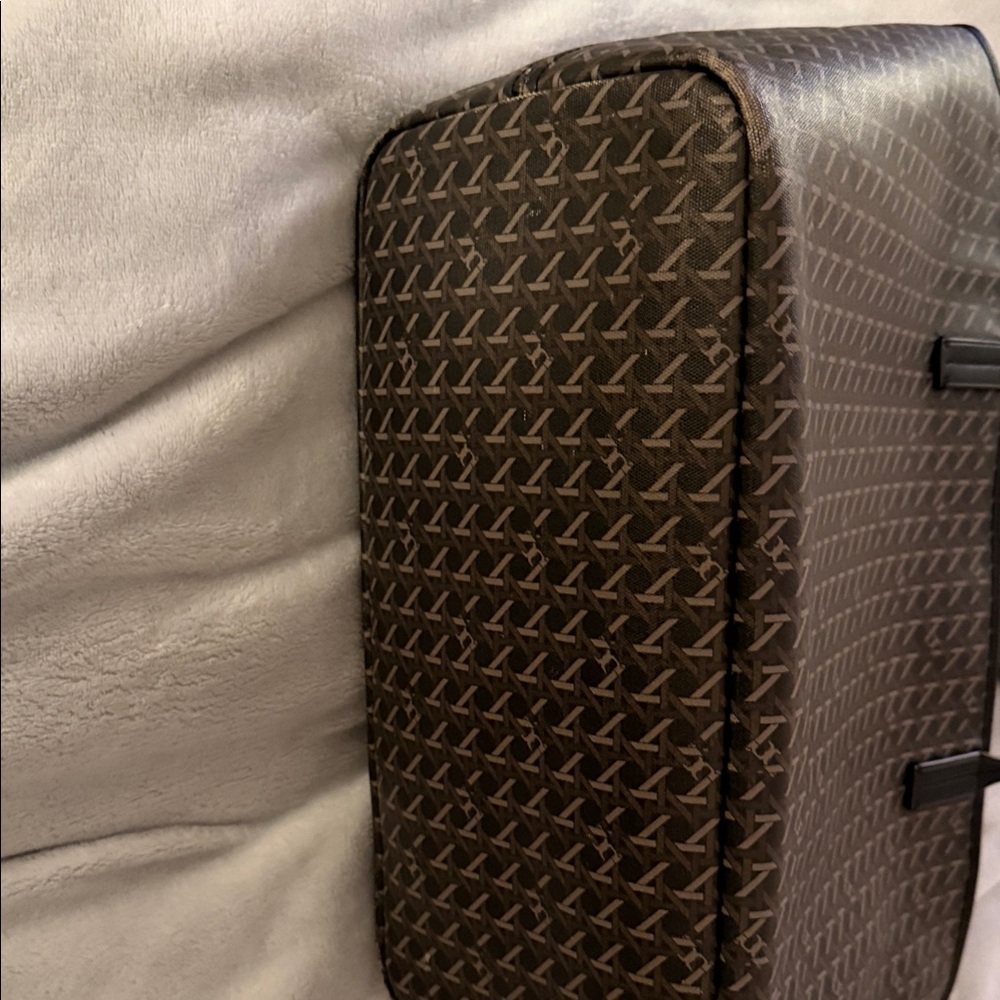 Tory Burch Ever Ready Black Tote - Picture 3 of 5